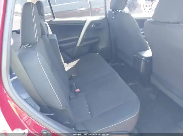 2T3WFREV8JW425464 2018 TOYOTA RAV 4 - Image 8