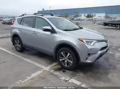 2T3WFREV8JW464720 2018 TOYOTA RAV 4