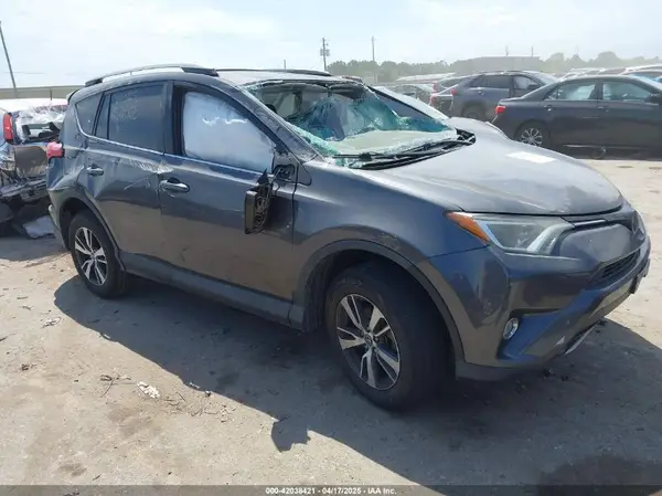 2T3WFREV8JW499399 2018 TOYOTA RAV 4 - Image 1