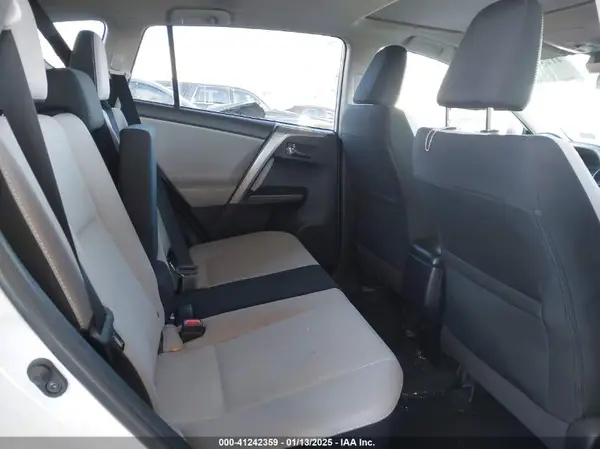 2T3WFREV8JW509493 2018 TOYOTA RAV 4 - Image 8