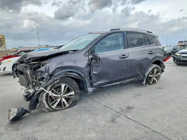 2T3WFREV9GW271369 2016 TOYOTA RAV 4 - Image 1