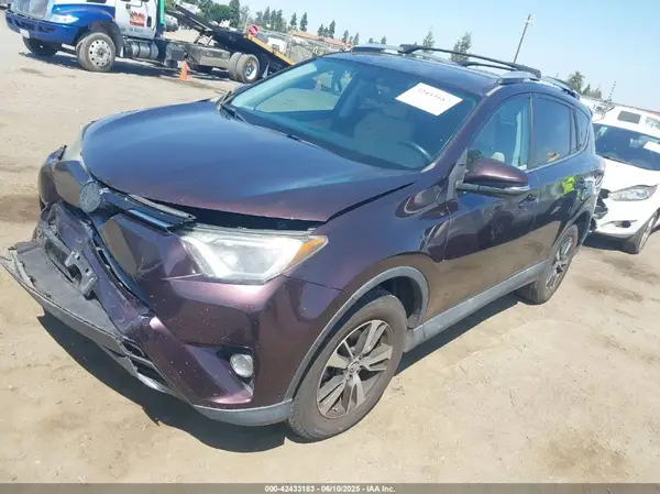 2T3WFREV9GW271498 2016 TOYOTA RAV 4 - Image 2