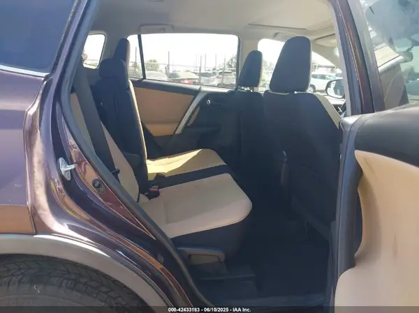 2T3WFREV9GW271498 2016 TOYOTA RAV 4 - Image 8