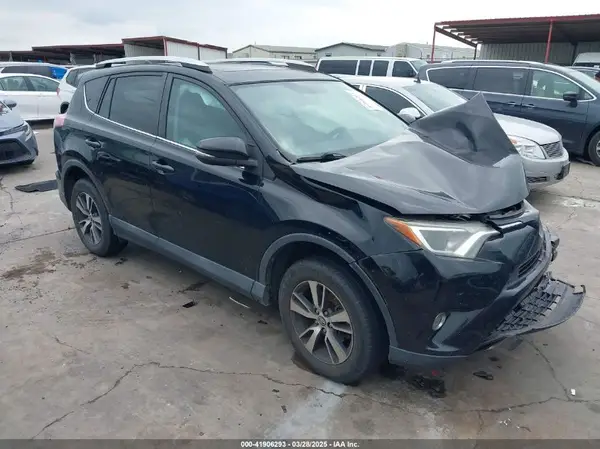 2T3WFREV9GW276278 2016 TOYOTA RAV 4 - Image 1