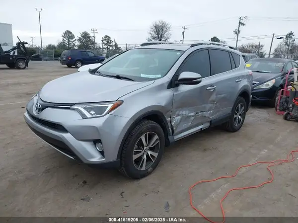 2T3WFREV9GW288303 2016 TOYOTA RAV 4 - Image 2