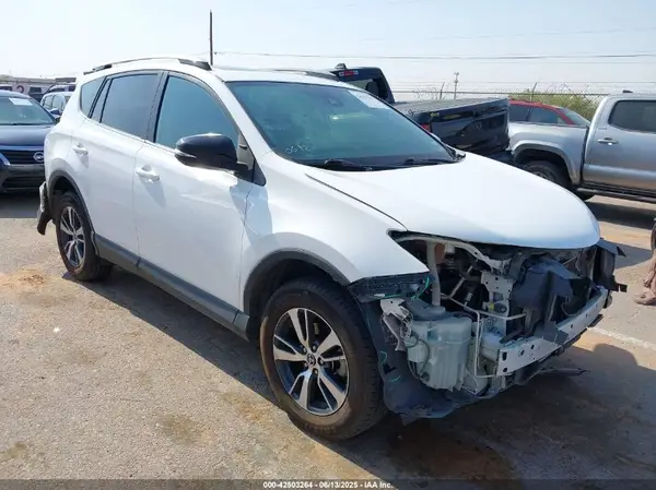 2T3WFREV9HW325058 2017 TOYOTA RAV 4 - Image 1