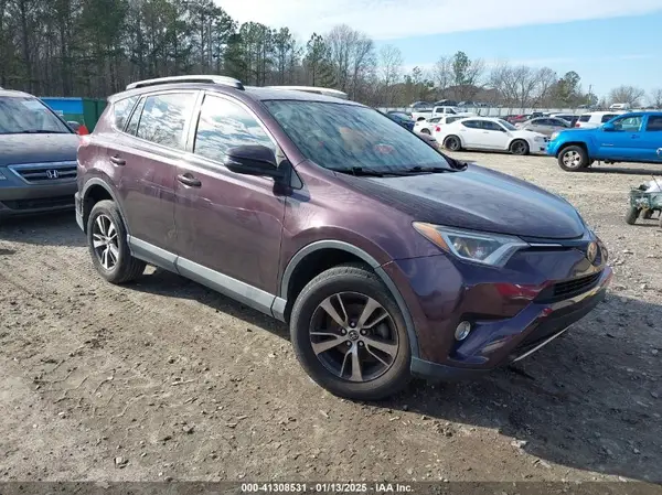 2T3WFREV9HW350249 2017 TOYOTA RAV 4 - Image 1