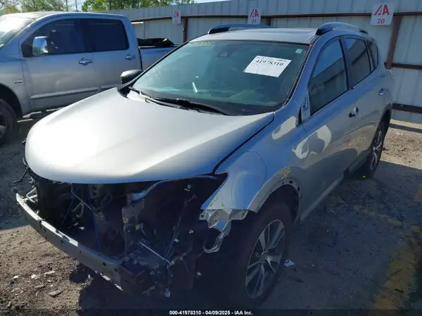 2T3WFREV9HW389794 2017 TOYOTA RAV 4 - Image 2