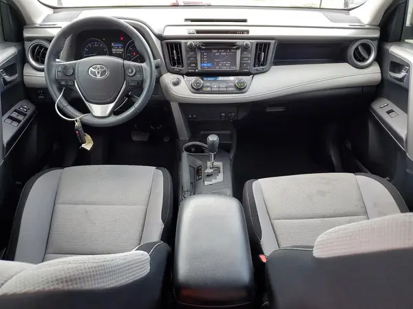 2T3WFREV9HW393845 2017 TOYOTA RAV 4 - Image 8