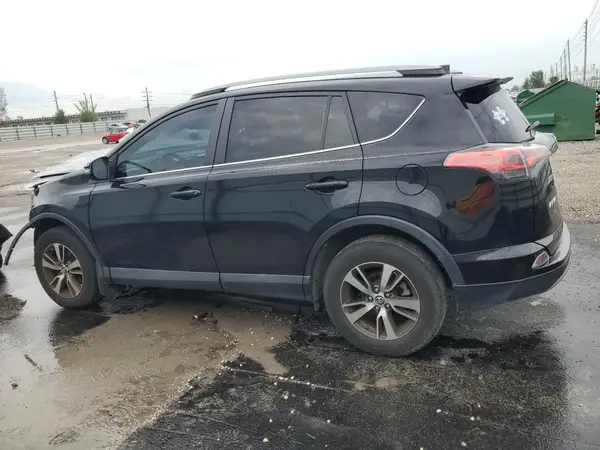 2T3WFREV9HW400776 2017 TOYOTA RAV 4 - Image 2