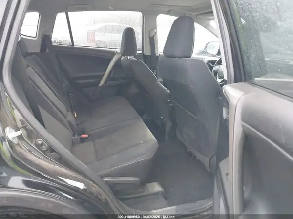 2T3WFREV9JW412755 2018 TOYOTA RAV 4 - Image 8
