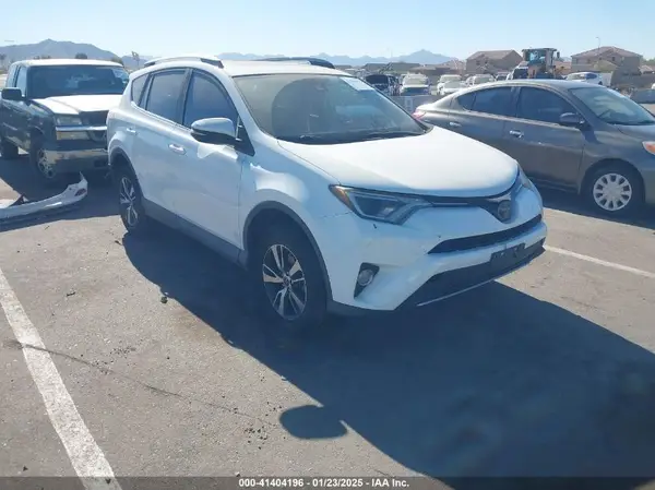 2T3WFREV9JW416580 2018 TOYOTA RAV 4 - Image 1