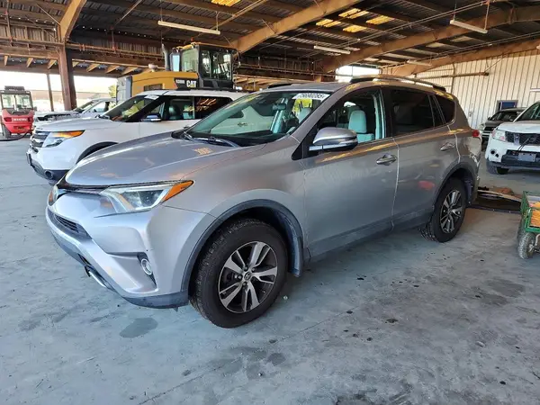 2T3WFREV9JW418328 2018 TOYOTA RAV 4 - Image 1