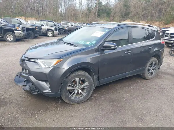 2T3WFREV9JW445903 2018 TOYOTA RAV 4 - Image 2