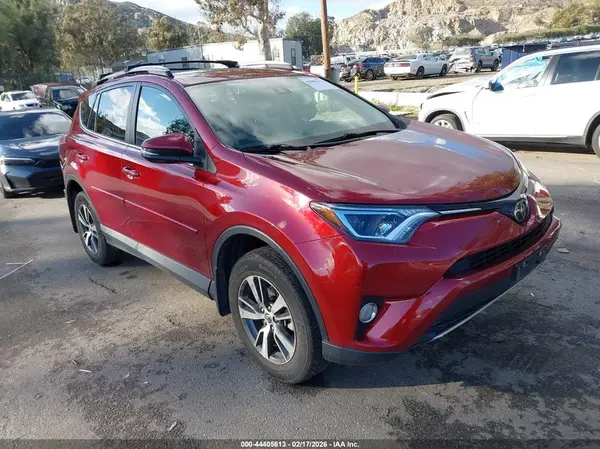 2T3WFREV9JW448994 2018 TOYOTA RAV 4 - Image 1