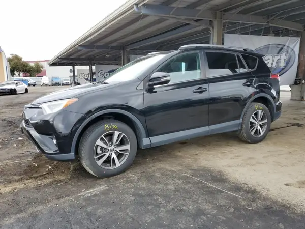 2T3WFREV9JW455606 2018 TOYOTA RAV 4 - Image 1