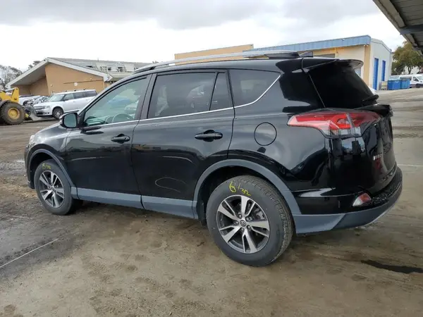 2T3WFREV9JW455606 2018 TOYOTA RAV 4 - Image 2