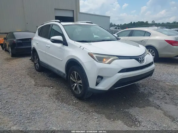 2T3WFREVXGW296748 2016 TOYOTA RAV 4 - Image 1