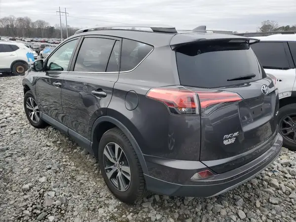 2T3WFREVXHW314537 2017 TOYOTA RAV 4 - Image 2