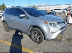2T3WFREVXHW376066 2017 TOYOTA RAV 4