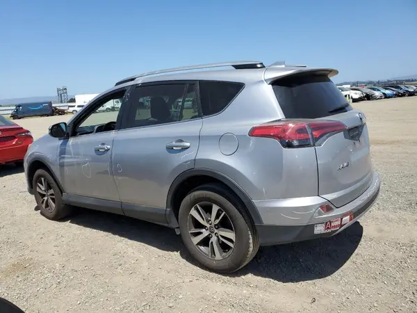 2T3WFREVXHW381672 2017 TOYOTA RAV 4 - Image 2