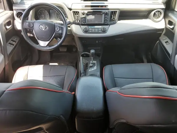 2T3WFREVXHW381672 2017 TOYOTA RAV 4 - Image 8