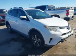 2T3WFREVXHW385754 2017 TOYOTA RAV 4
