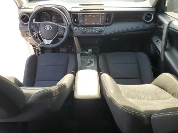 2T3WFREVXHW394471 2017 TOYOTA RAV 4 - Image 8