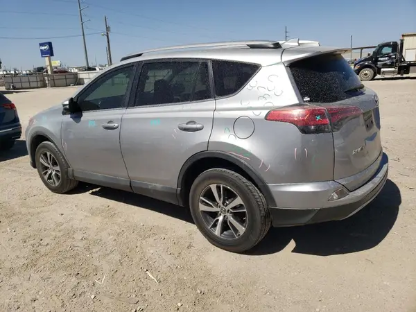 2T3WFREVXHW394650 2017 TOYOTA RAV 4 - Image 2