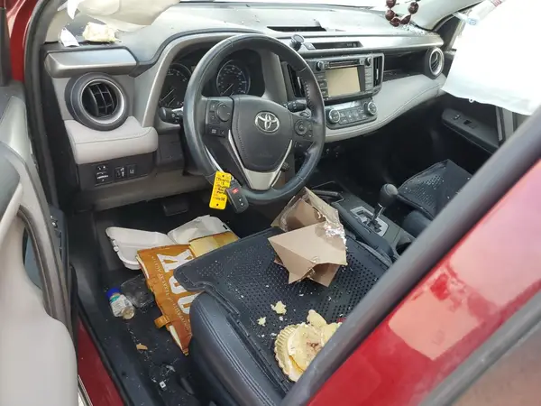 2T3WFREVXJW424638 2018 TOYOTA RAV 4 - Image 8