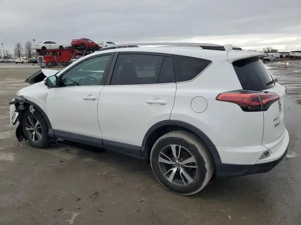 2T3WFREVXJW439818 2018 TOYOTA RAV 4 - Image 2
