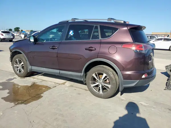 2T3WFREVXJW457073 2018 TOYOTA RAV 4 - Image 2