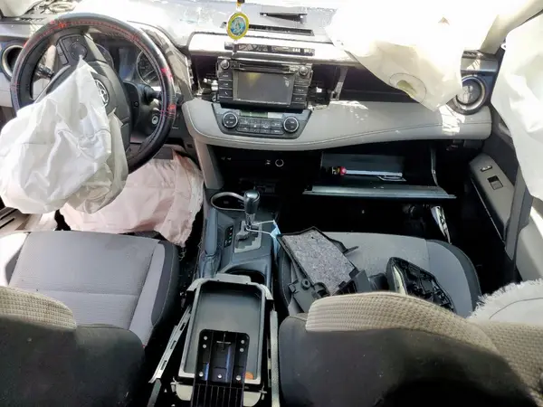 2T3WFREVXJW465447 2018 TOYOTA RAV 4 - Image 8