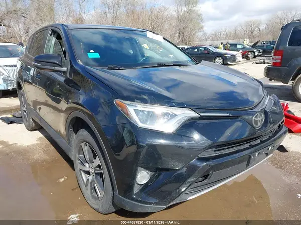 2T3WFREVXJW473841 2018 TOYOTA RAV 4 - Image 1