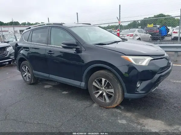 2T3WFREVXJW501296 2018 TOYOTA RAV 4 - Image 1