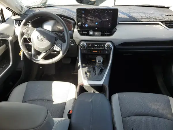 2T3Y1RFV2RC261373 2024 TOYOTA RAV 4 - Image 8