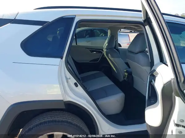 2T3Y1RFV4PW247048 2023 TOYOTA RAV 4 - Image 8
