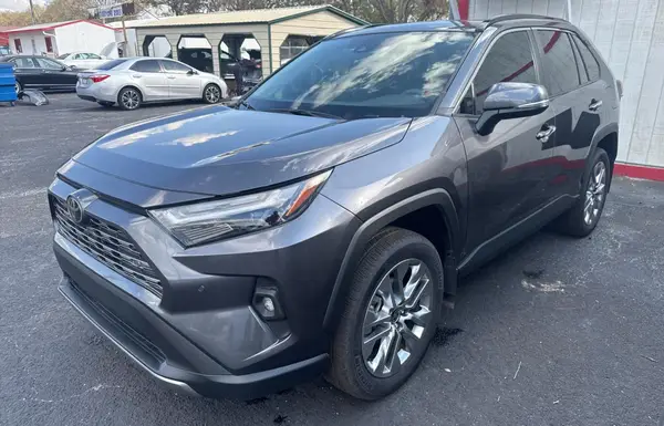 2T3Y1RFV4RC272858 2024 TOYOTA RAV 4 - Image 2