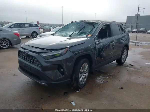 2T3Y1RFV4RW339537 2024 TOYOTA RAV 4 - Image 2