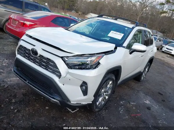 2T3Y1RFV4RW357293 2024 TOYOTA RAV 4 - Image 2