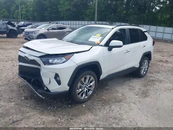 2T3Y1RFV5MW143793 2021 TOYOTA RAV 4 - Image 2