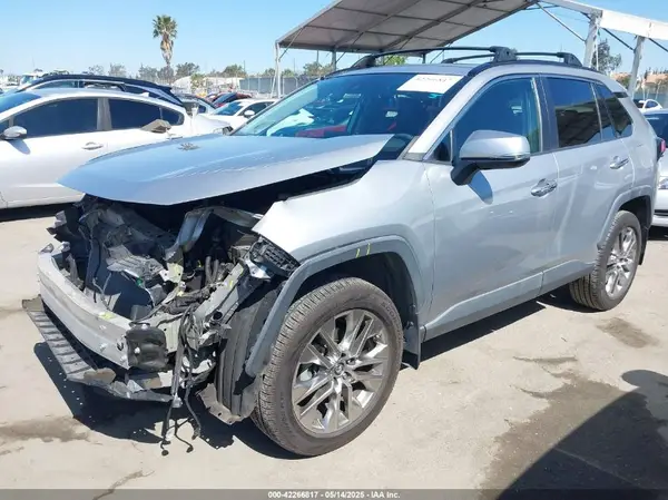 2T3Y1RFV6KW030416 2019 TOYOTA RAV 4 - Image 2