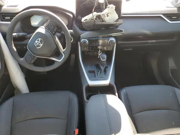 2T3Y1RFV6PW299636 2023 TOYOTA RAV 4 - Image 8