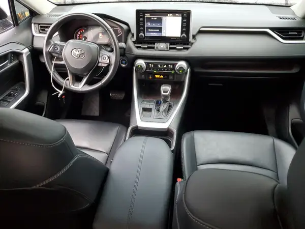 2T3Y1RFV8KW009387 2019 TOYOTA RAV 4 - Image 8