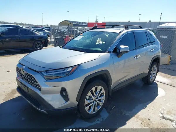 2T3Y1RFV8RC265475 2024 TOYOTA RAV 4 - Image 2