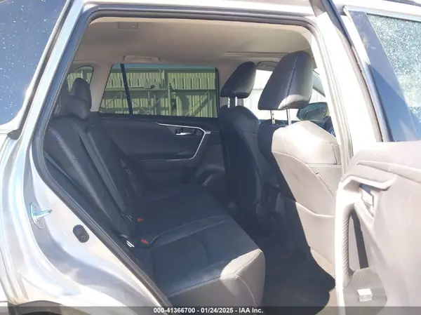 2T3Y1RFV8RC265475 2024 TOYOTA RAV 4 - Image 8