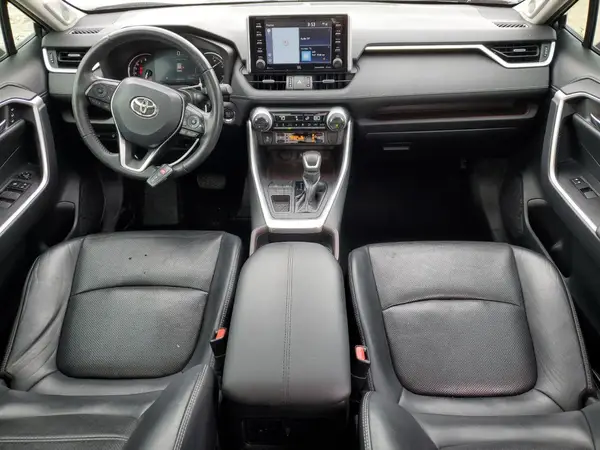 2T3Y1RFV9KW034430 2019 TOYOTA RAV 4 - Image 8