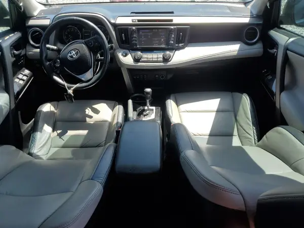 2T3YFREV0GW300136 2016 TOYOTA RAV 4 - Image 8