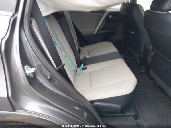 2T3YFREV0HW339455 2017 TOYOTA RAV 4 - Image 8