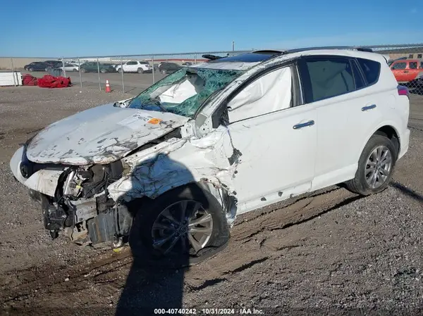 2T3YFREV0HW354747 2017 TOYOTA RAV 4 - Image 2